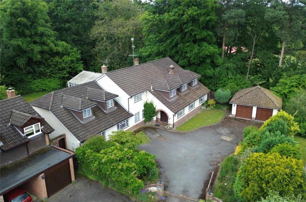 6 bedroom detached house for sale in Ardrossan Avenue, Camberley