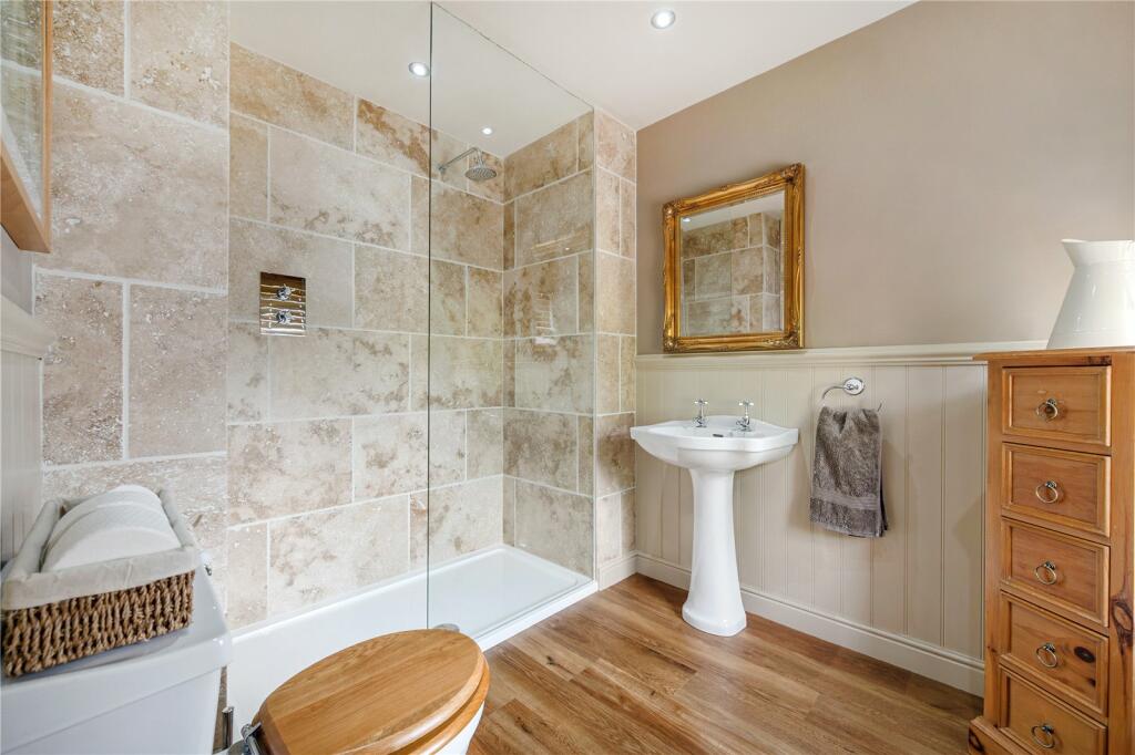 Additional property image - Heights Lane, Fence, Lancashire