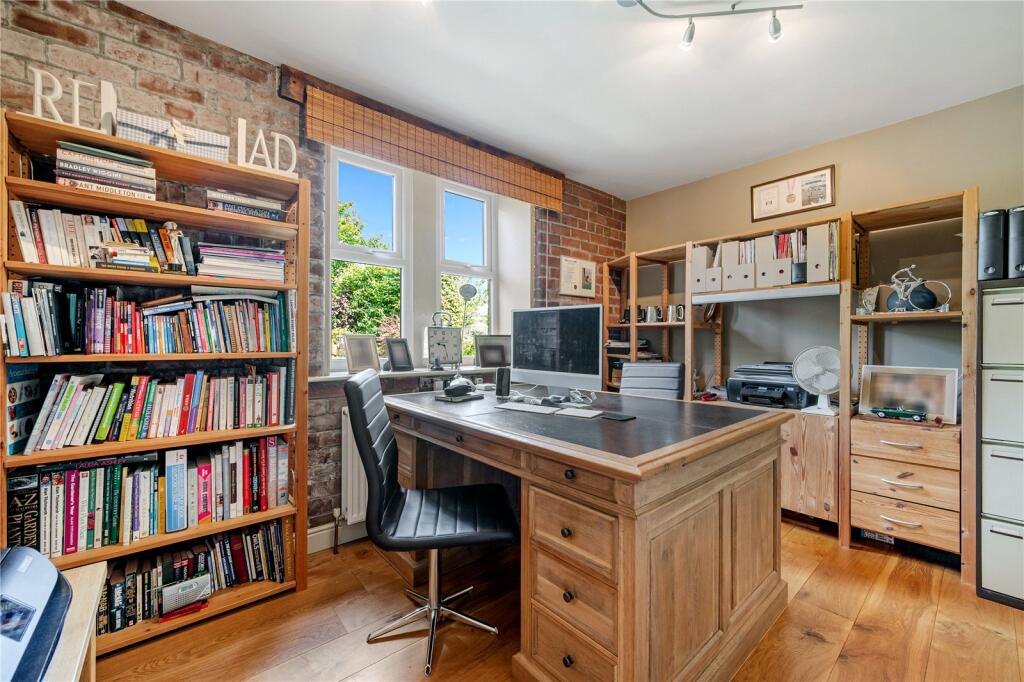 Additional property image - Heights Lane, Fence, Lancashire