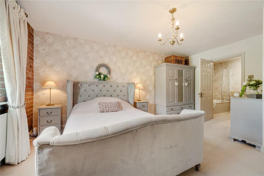 Additional property image - Heights Lane, Fence, Lancashire