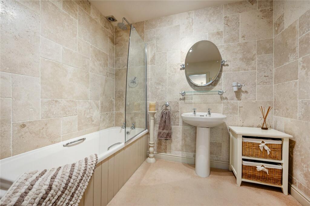Additional property image - Heights Lane, Fence, Lancashire