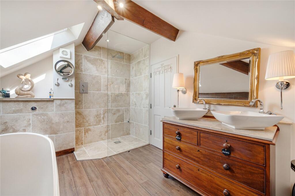 Additional property image - Heights Lane, Fence, Lancashire