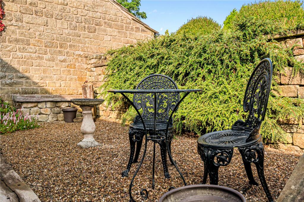 Additional property image - Heights Lane, Fence, Lancashire