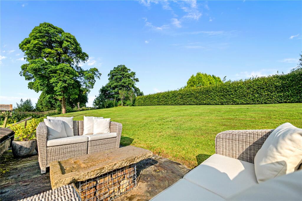 Additional property image - Heights Lane, Fence, Lancashire