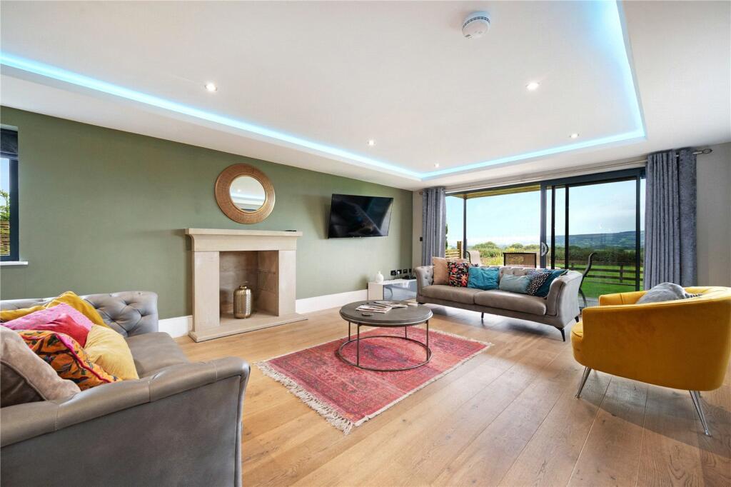 Additional property image - Longsight Road, Langho, Blackburn, Lancashire