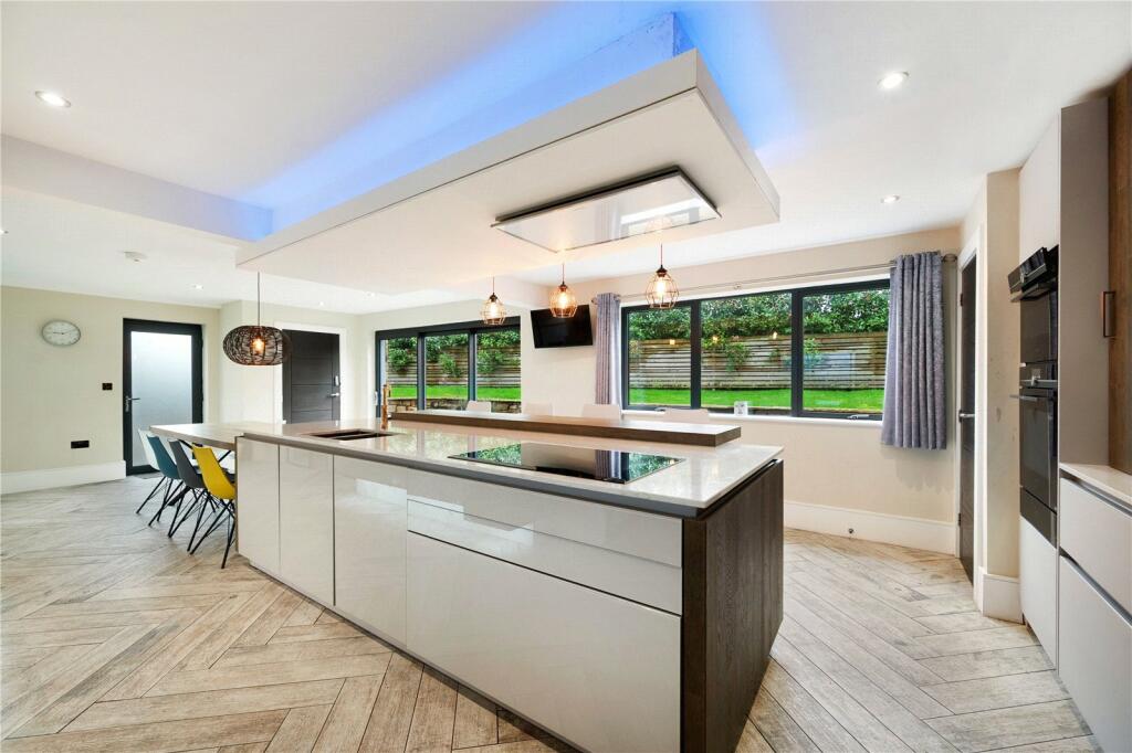 Additional property image - Longsight Road, Langho, Blackburn, Lancashire