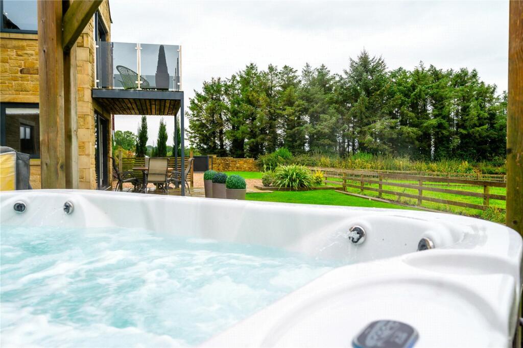 Additional property image - Longsight Road, Langho, Blackburn, Lancashire