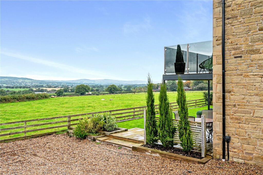 Additional property image - Longsight Road, Langho, Blackburn, Lancashire