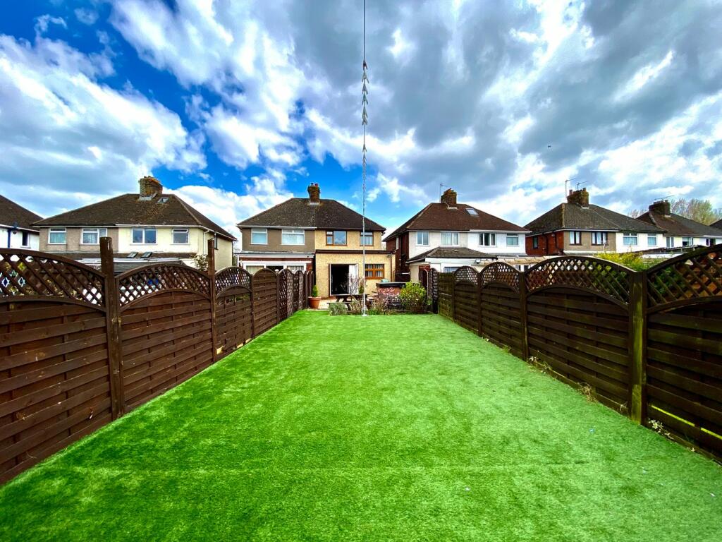 3 bedroom semidetached house for sale in Nash Road, Newport, NP19