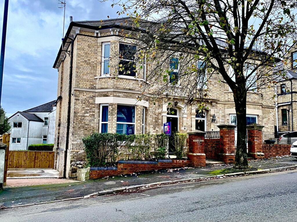 5 bedroom semidetached house for sale in Caerau Road, Newport, NP20