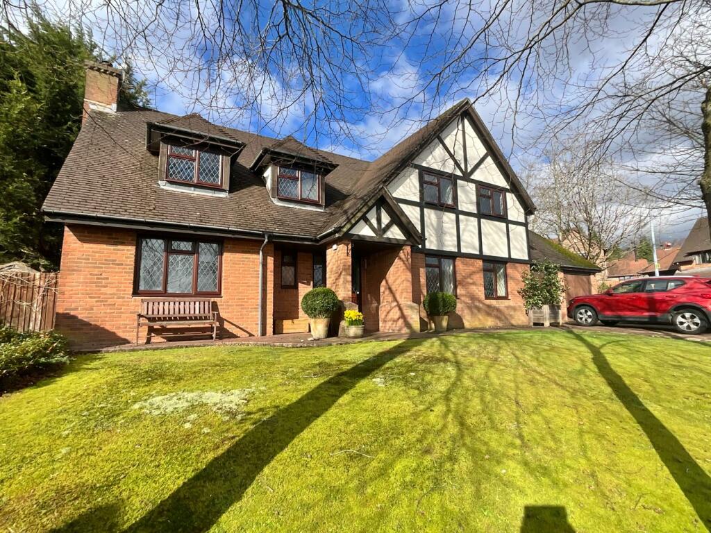 5 bedroom detached house for sale in Sycamore Court, Henllys, Cwmbran, NP44