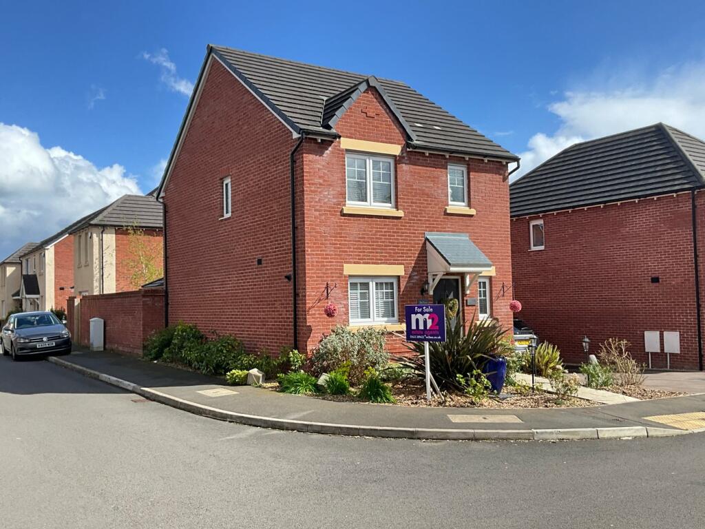 3 bedroom detached house for sale in Oakfield Grange, Oakfield, Cwmbran
