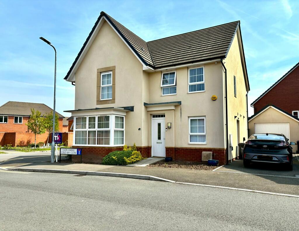 4 bedroom detached house for sale in Cold Bay Close, Rogerstone