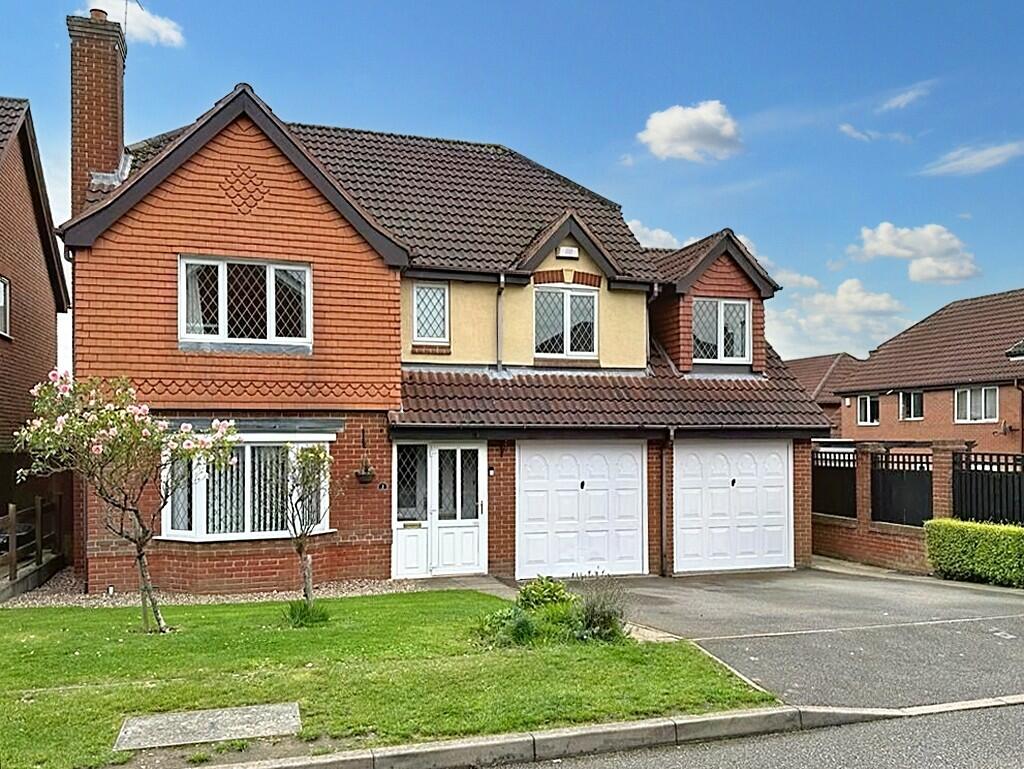 5 bedroom detached house for sale in Troutbeck Grove, Littleover, DE23