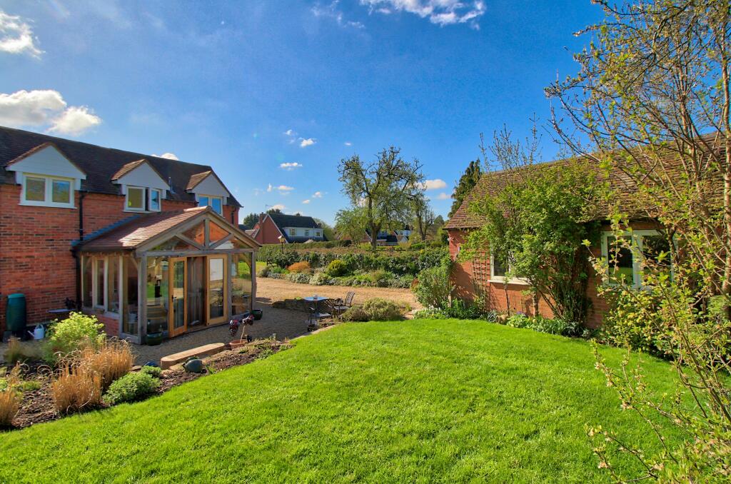 3 bedroom detached house for sale in Plough Road, Tibberton, Droitwich, WR9