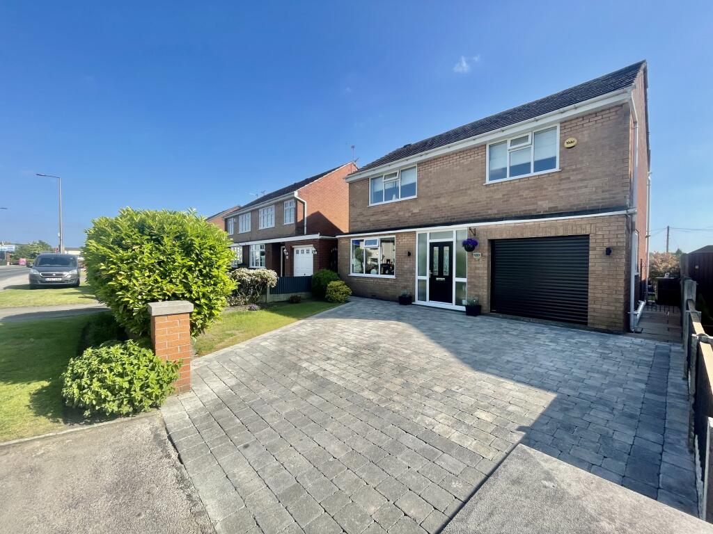 4 bedroom detached house for sale in Atherton Road, Hindley green
