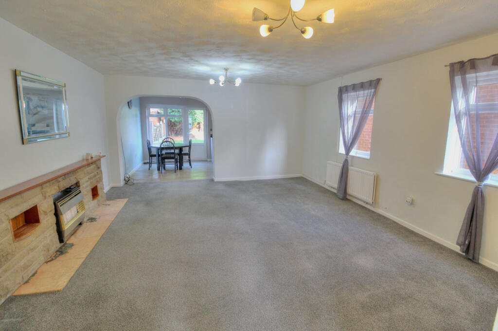 3 bedroom semidetached house for sale in Kerry Close, Brierley Hill, DY5