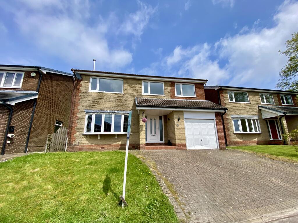 4 bedroom detached house for sale in Copthurst Avenue, Higham, Burnley