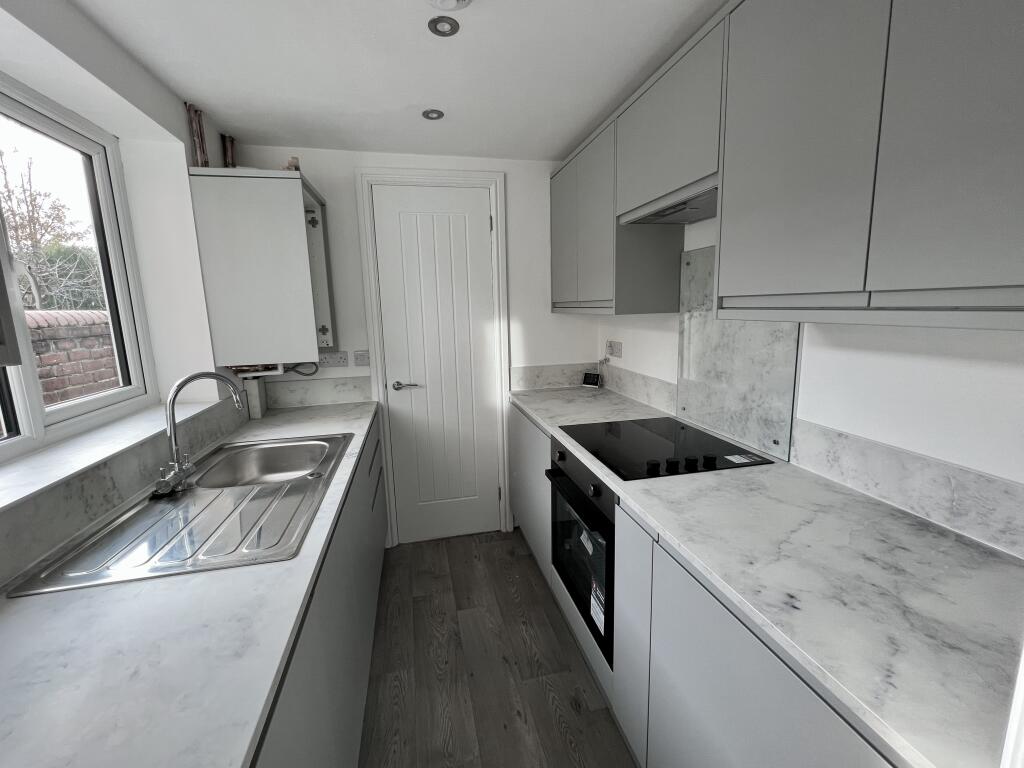 2 bedroom terraced house for sale in Prices Lane, Wrexham, LL11