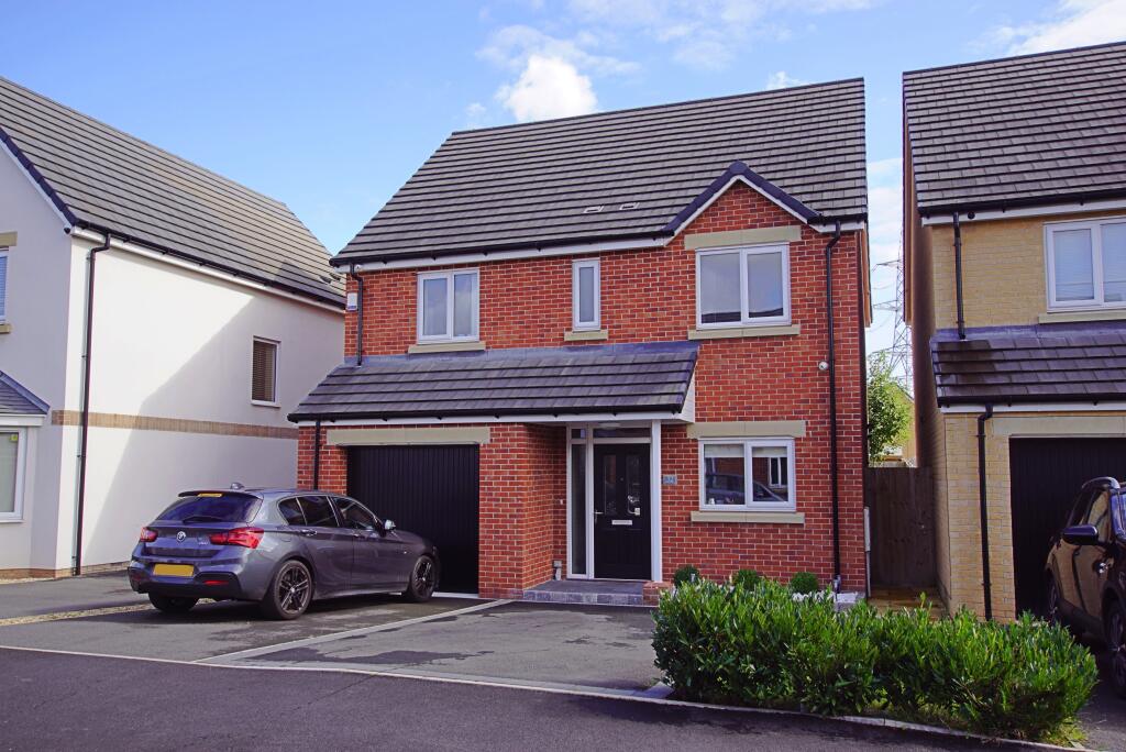 4 bedroom detached house for sale in Oakdale Drive, St. Helens, WA9