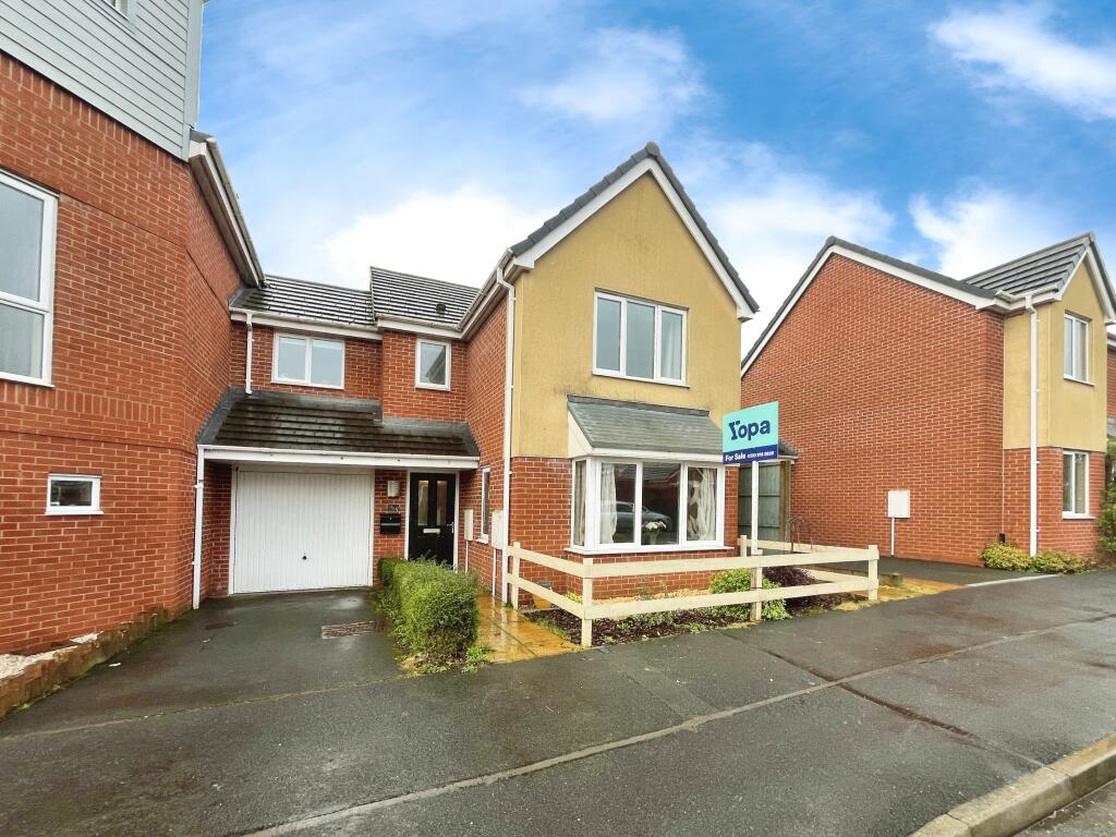 3 bedroom semi-detached house for sale in Main Street, Weston Heights, Stoke-on-trent, ST3