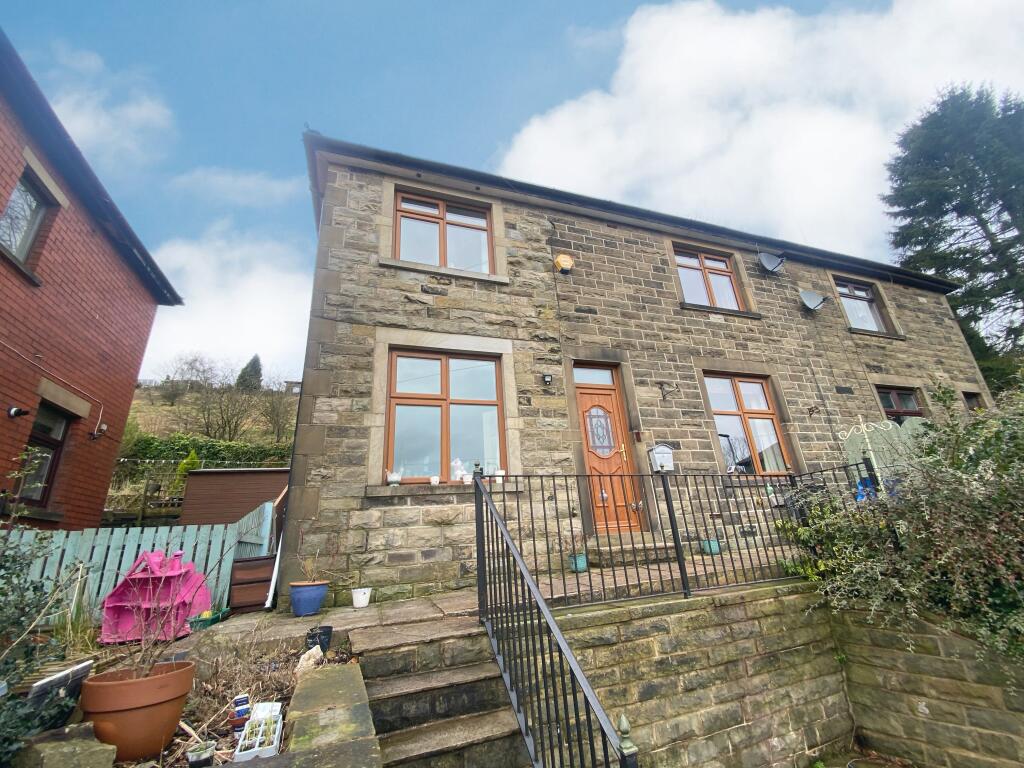 4 bedroom semidetached house for sale in Rockcliffe Avenue, Bacup, OL13