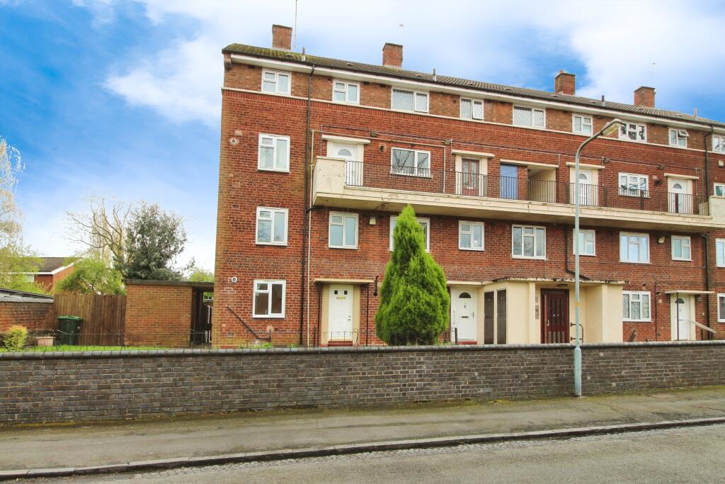 2 bedroom for sale in South Road, Smethwick, B67