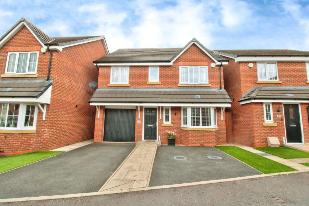 4 bedroom detached house for sale in New Croft Drive, Willenhall, WV13