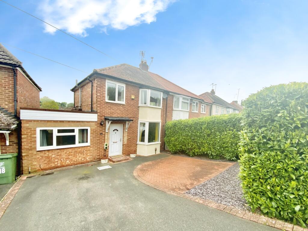 3 bedroom semidetached house for sale in Clent Avenue, Redditch, B97