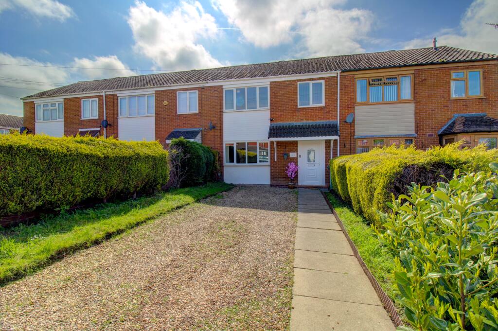 3 bedroom terraced house for sale in Cherwell Drive, Walsall, WS8