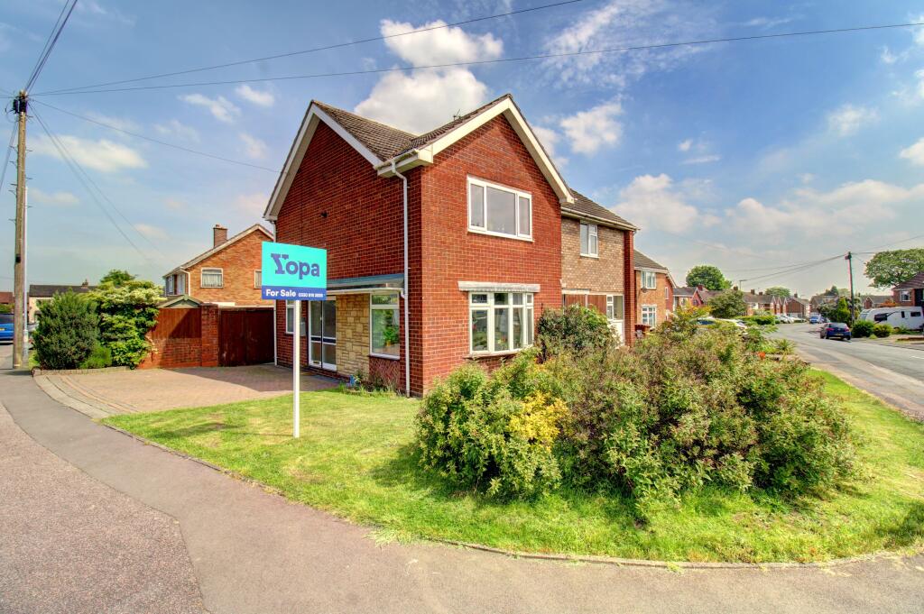 2 bedroom semidetached house for sale in Hudson Drive, Burntwood, WS7