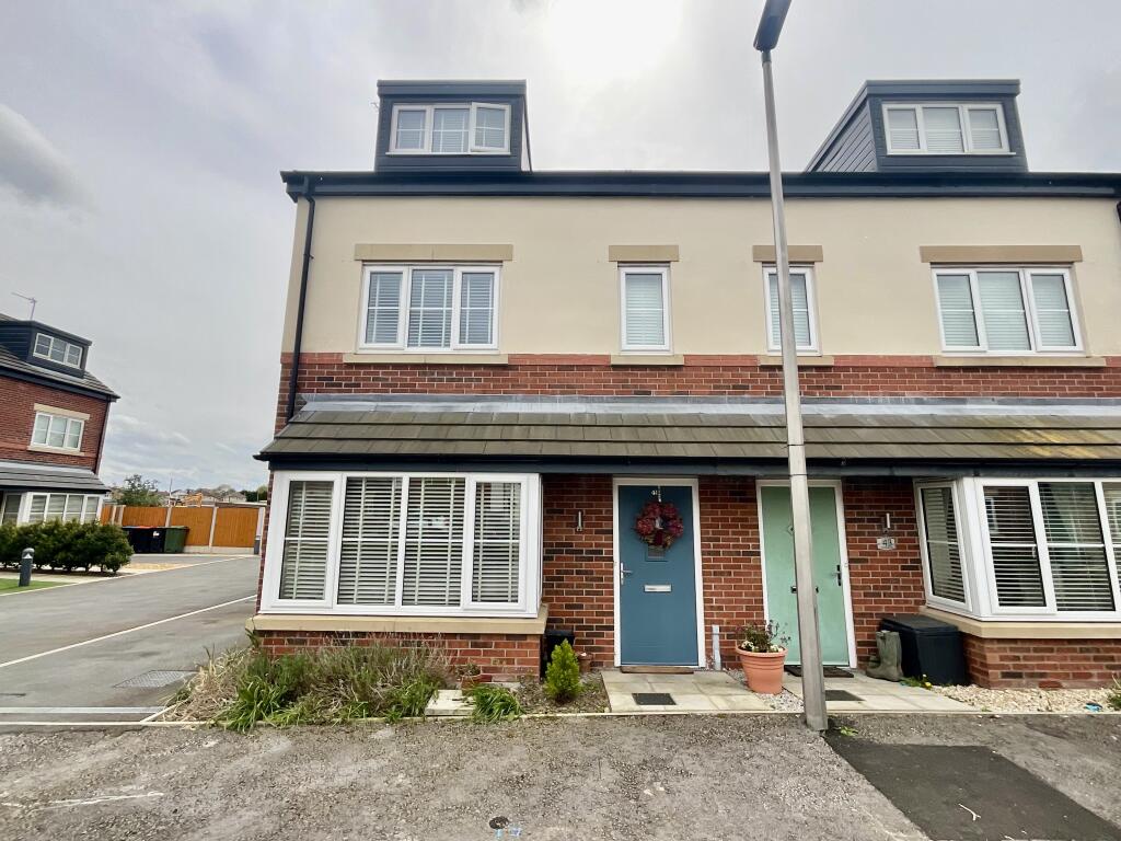 4 bedroom semidetached house for sale in Telegraph Way, Helsby, WA6