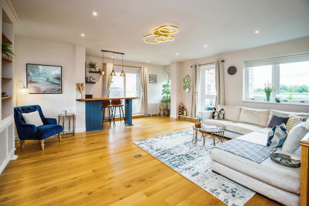 4 bedroom mews property for sale in Manor Lane, Rossett, LL12