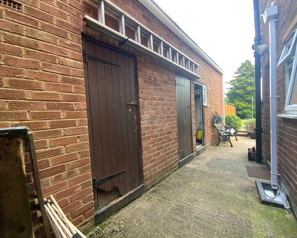 Additional property image - Bishop Hall Crescent, Bromsgrove, B60