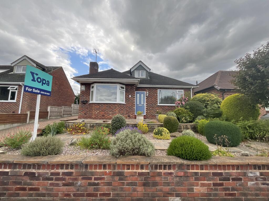 2 bedroom detached bungalow for sale in Foxhill Grove, Helsby, WA6