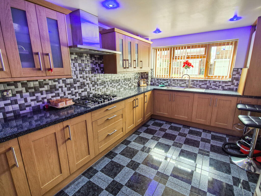Additional property image - Attlee Close, Oldbury, B69