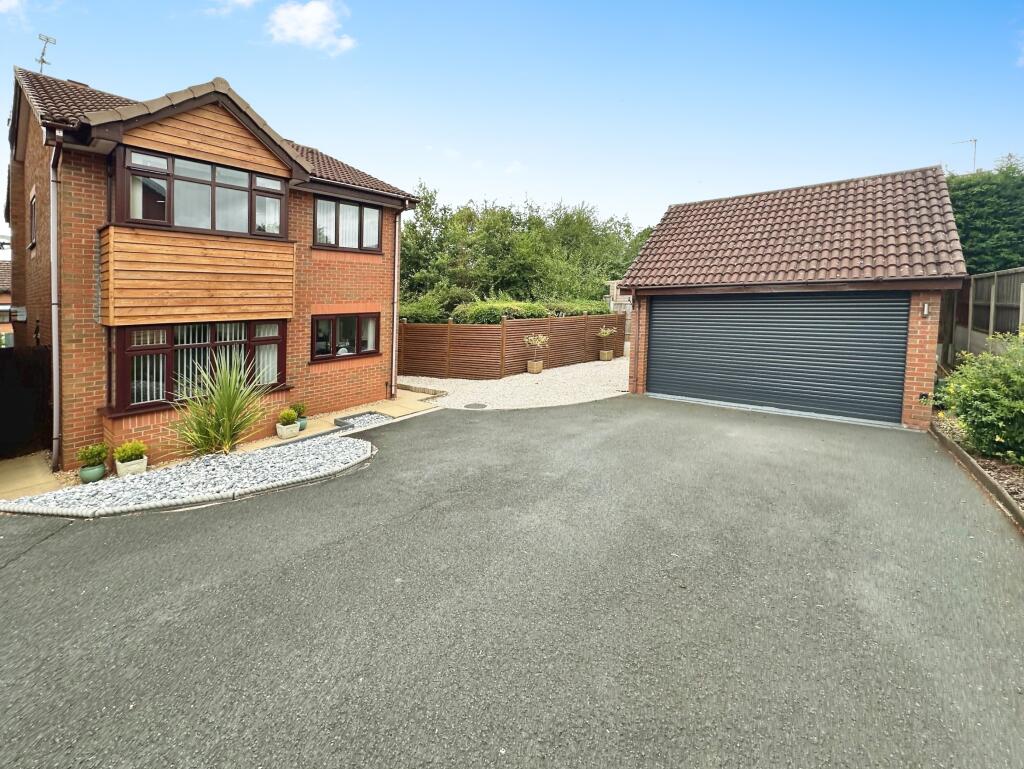 4 bedroom detached house for sale in Bumblehole Meadows, Wombourne, WV5