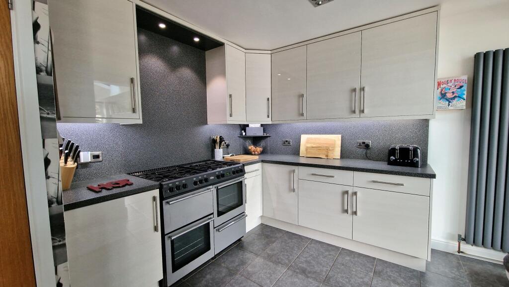 Additional property image - Foredrove Lane, Solihull, B92