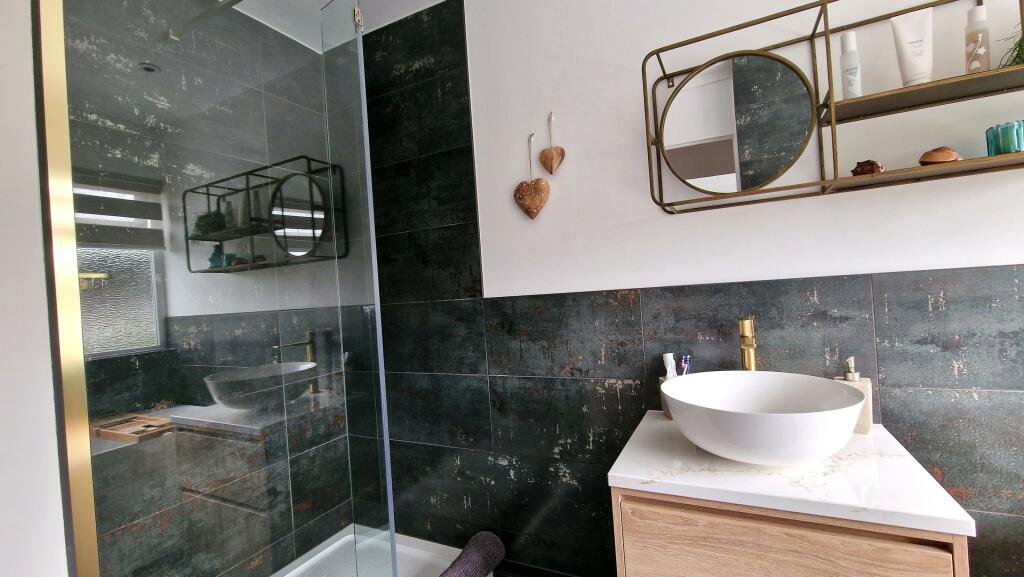 Additional property image - Foredrove Lane, Solihull, B92