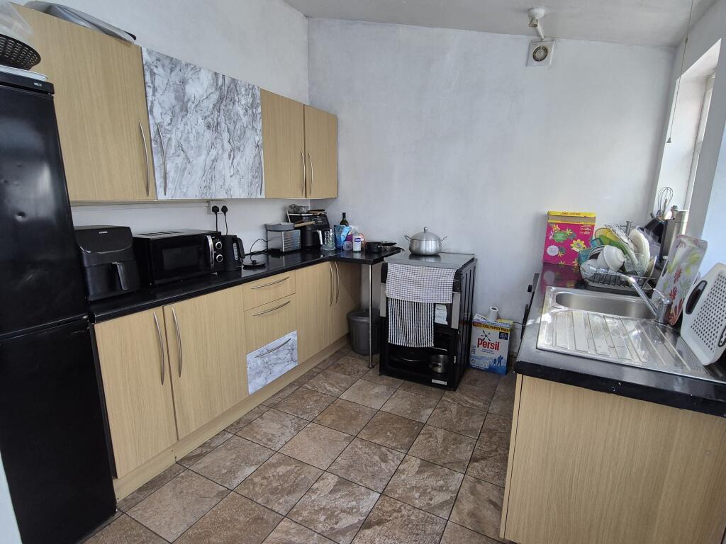 Additional property image - Hallewell Road, Birmingham, B16