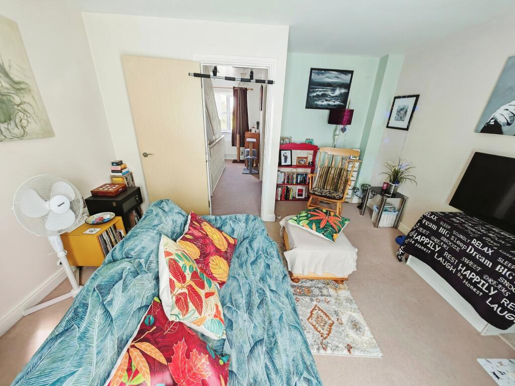 Additional property image - Salisbury Close, Crewe, CW2