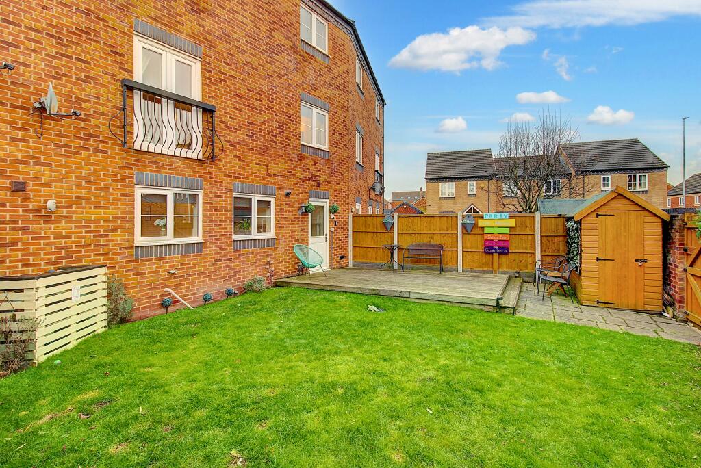 Additional property image - Valley Drive, Tamworth, B77