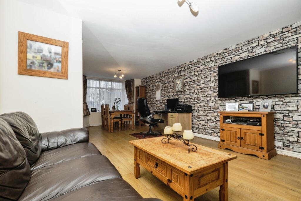 Additional property image - Farnworth Grove, Castle Bromwich, Birmingham, B36