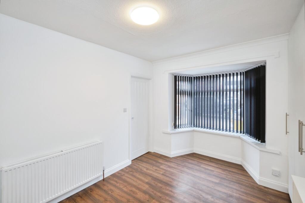 Additional property image - Warley Road, Oldbury, B68