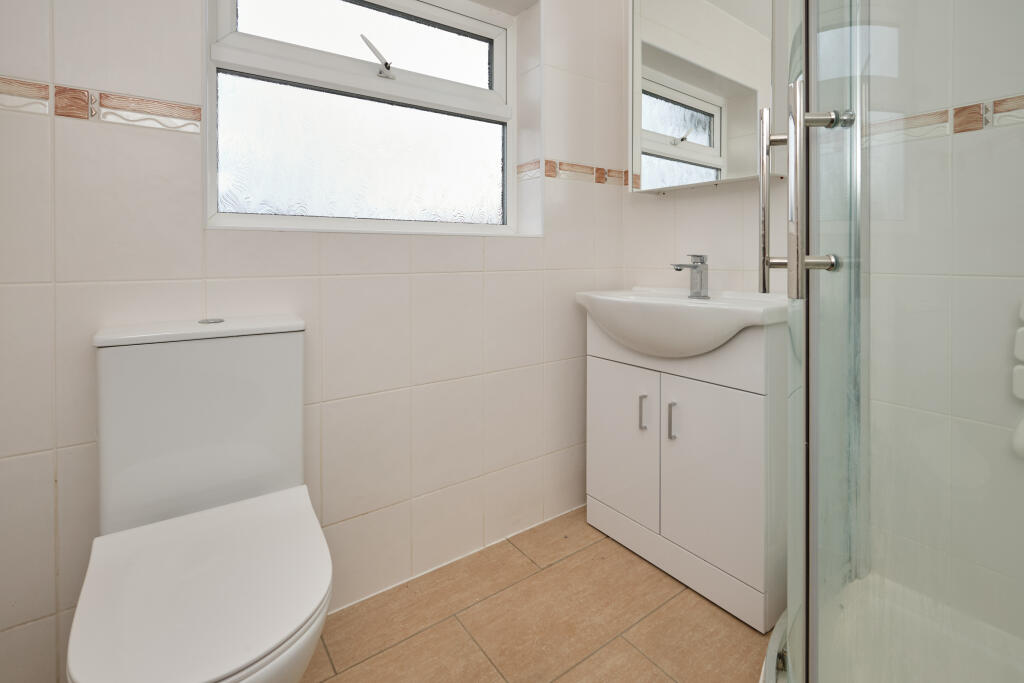 Additional property image - Warley Road, Oldbury, B68