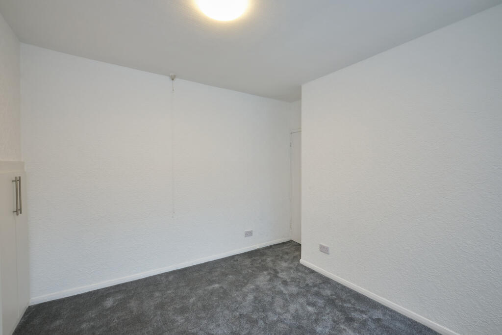 Additional property image - Warley Road, Oldbury, B68