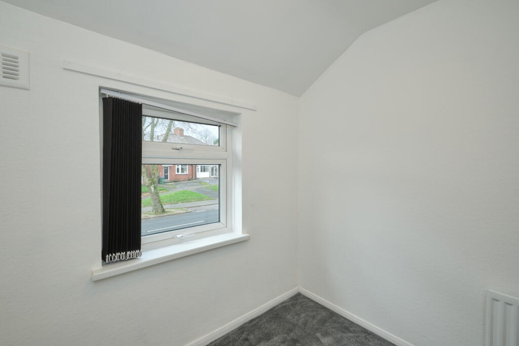 Additional property image - Warley Road, Oldbury, B68