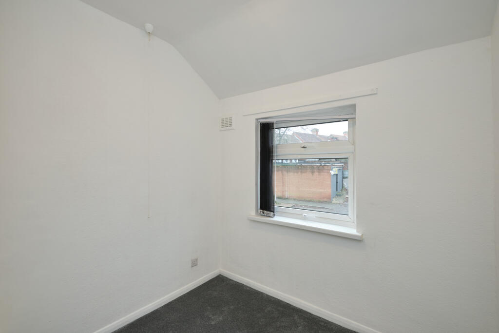 Additional property image - Warley Road, Oldbury, B68