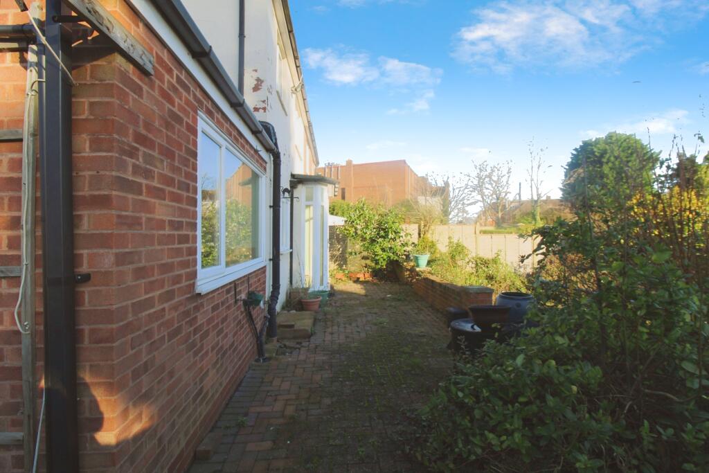 Additional property image - Tower Hill, Birmingham, B42