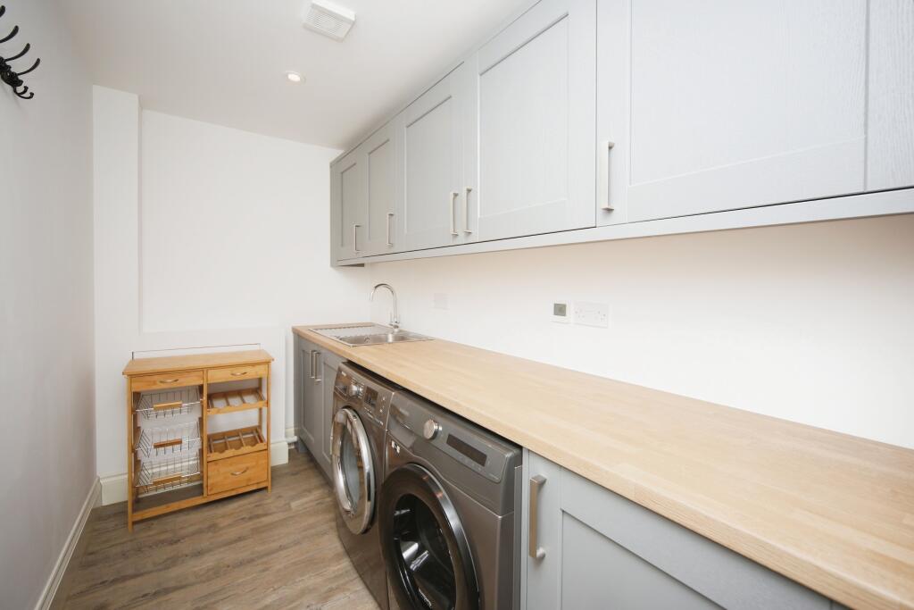 Additional property image - Westholme Road, Alcester, B50